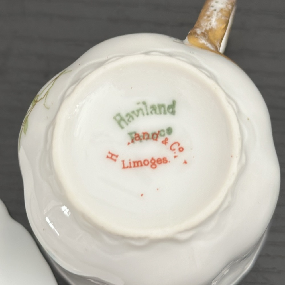 Haviland & Co. Limoges France Schleiger 663 Demitasse Cup & Saucer Set - Picture 9 of 14